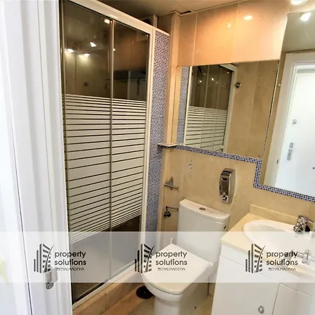 Patos Ii - A 300 M De Playa - Piscina - Parking Gratis - Excelente Conexion Wifi Benalmadena